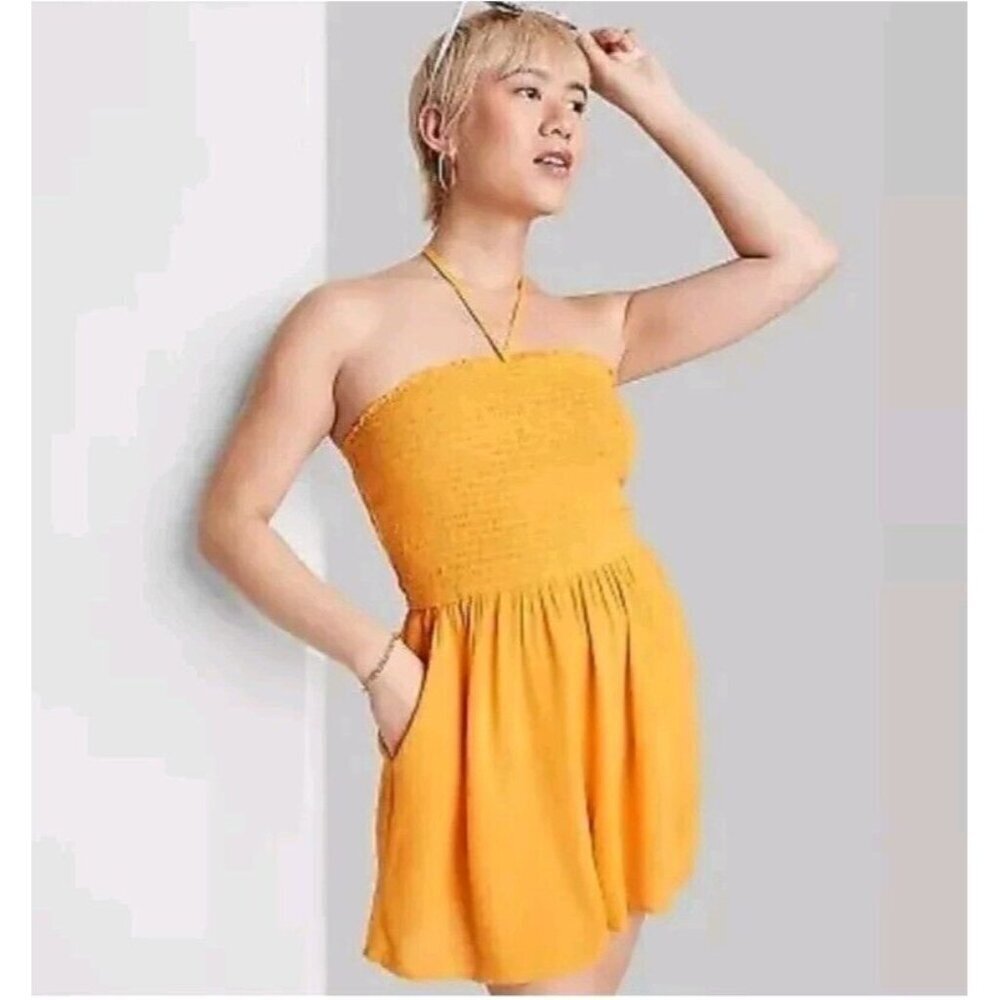 Wild Fable Women's Medium Romper Sleeveless Woven Smocked Crinkled Orange Whip